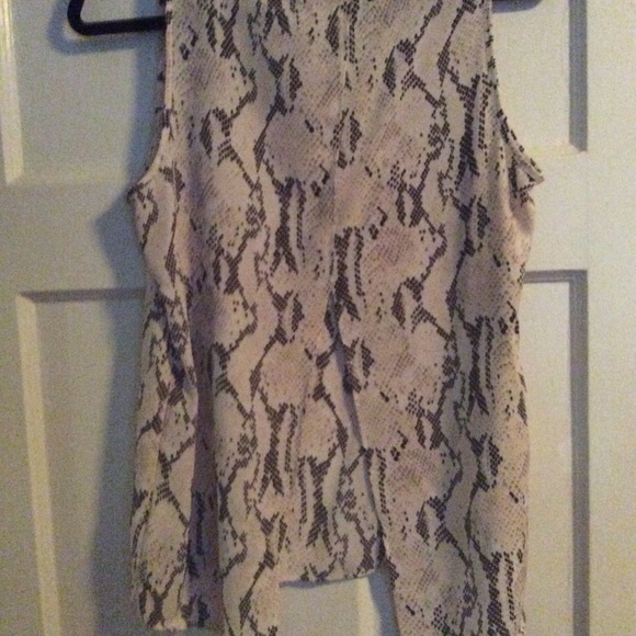 Leopard top - Picture 3 of 3